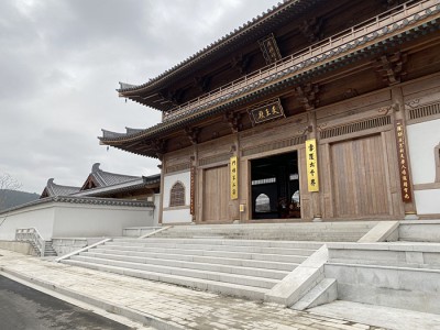 地域特色与文化认同，佛教寺庙中古建筑设计的独特魅力